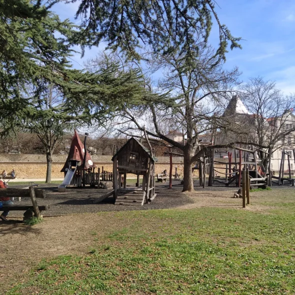 Les 5 bonnes raisons de s’installer à Neuville